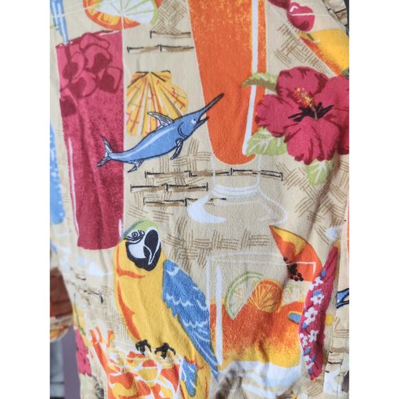 D'em Crazy Hawaiian Button Down Men's XL Floral Tikki Cocktail Design Beachwear - Picture 3 of 7